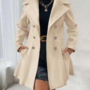Elegant Beige Women's Coat
